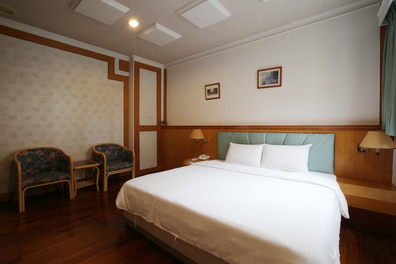 Long Shan Hotel Jiaoxi Εξωτερικό φωτογραφία